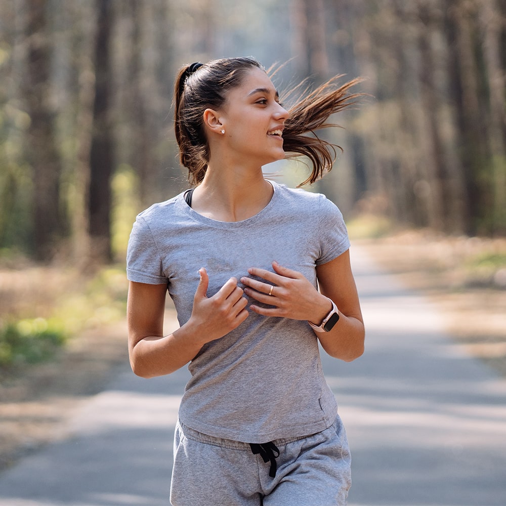 A vitaminok és a sport – mit, mikor és miért érdemes szedni aktív életmód mellett?